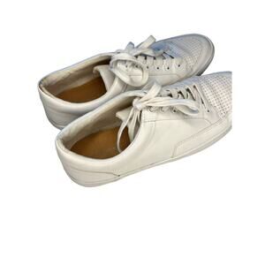 Banana Republic Women's‎ White Leather Sneakers size 9 Minimal Preppy Shoes